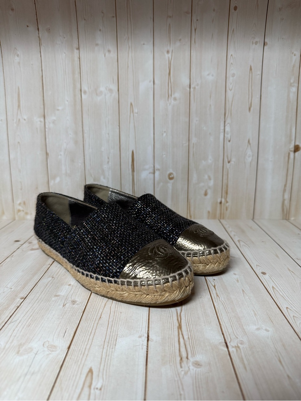 CHANEL Metallic Tweed Patent CC Espadrille Flats Black Multi Sz 37 / 7